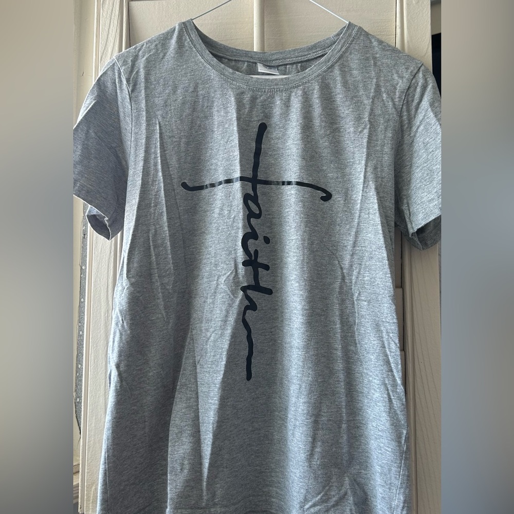 faith tee